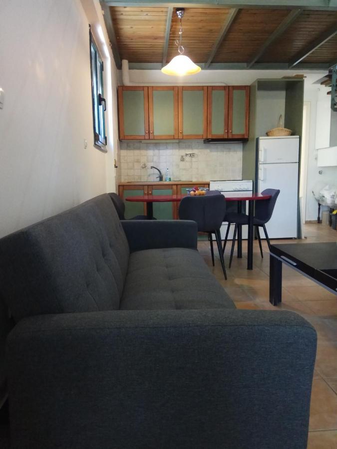 Calm Point Home 2 Volissos ภายนอก รูปภาพ