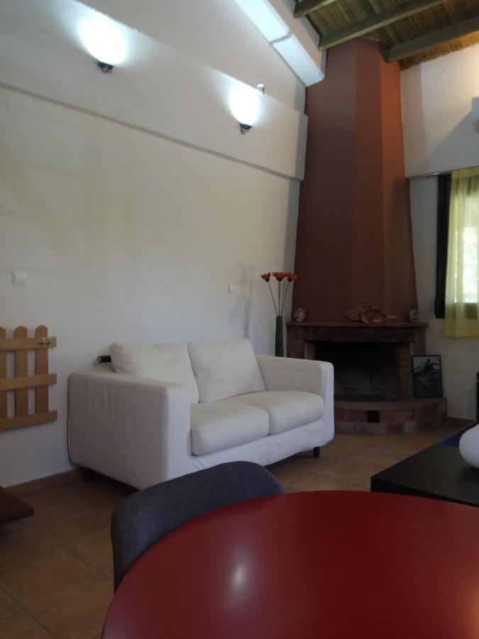 Calm Point Home 2 Volissos ภายนอก รูปภาพ